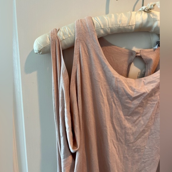 Splendid Dress XL Cold Shoulder Wrap Front
Dress - Picture 6 of 16